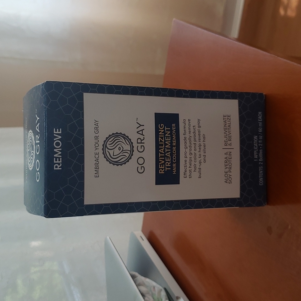 Go Gray revitalizing treatment hair color remover